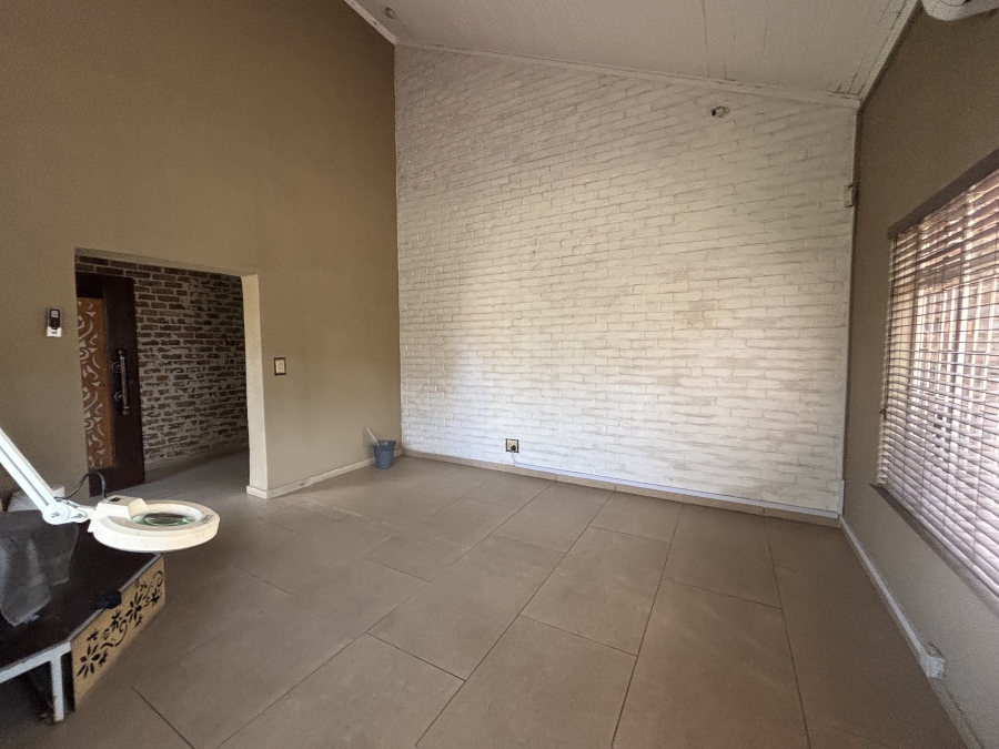 5 Bedroom Property for Sale in Die Heuwel Mpumalanga