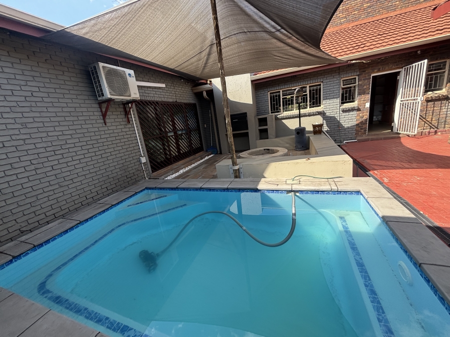 5 Bedroom Property for Sale in Die Heuwel Mpumalanga