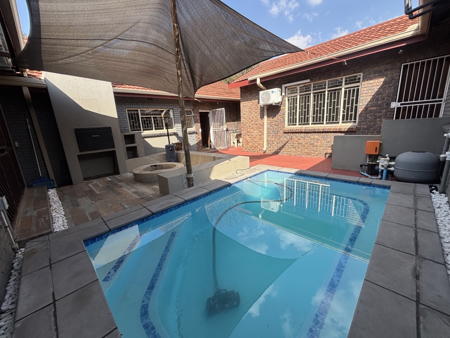 5 Bedroom Property for Sale in Die Heuwel Mpumalanga