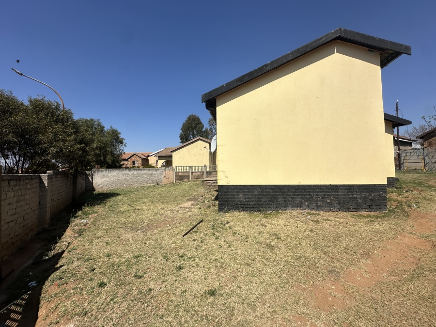 2 Bedroom Property for Sale in Pine Ridge Mpumalanga
