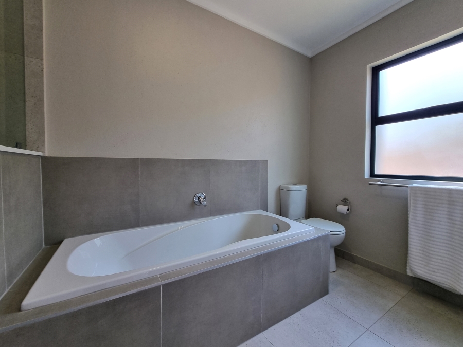3 Bedroom Property for Sale in Stonehenge Mpumalanga