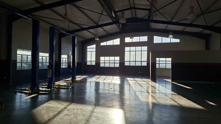 To Let Commercial Property for Rent in Nelspruit Industrial Mpumalanga