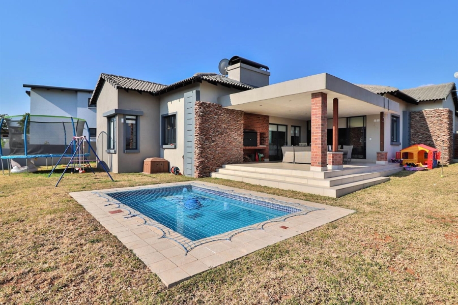 To Let 4 Bedroom Property for Rent in Sonheuwel Mpumalanga