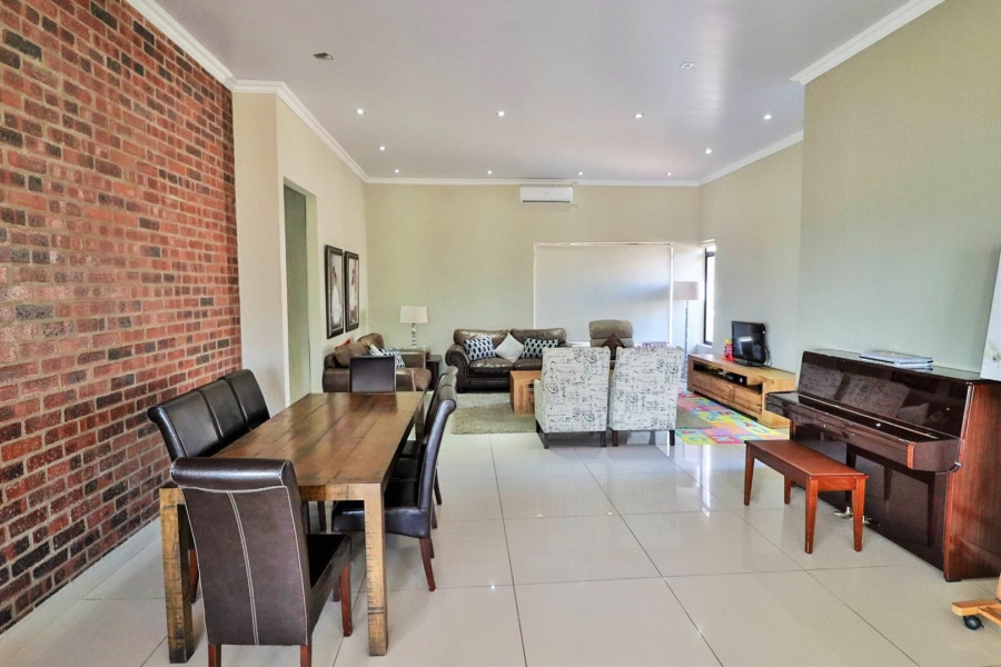 To Let 4 Bedroom Property for Rent in Sonheuwel Mpumalanga