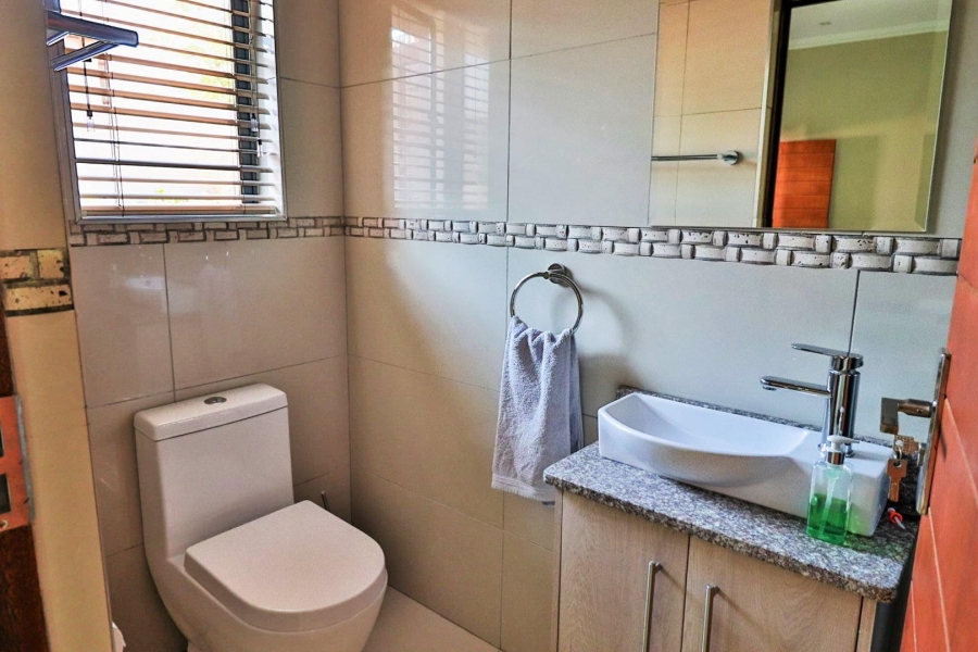 To Let 4 Bedroom Property for Rent in Sonheuwel Mpumalanga
