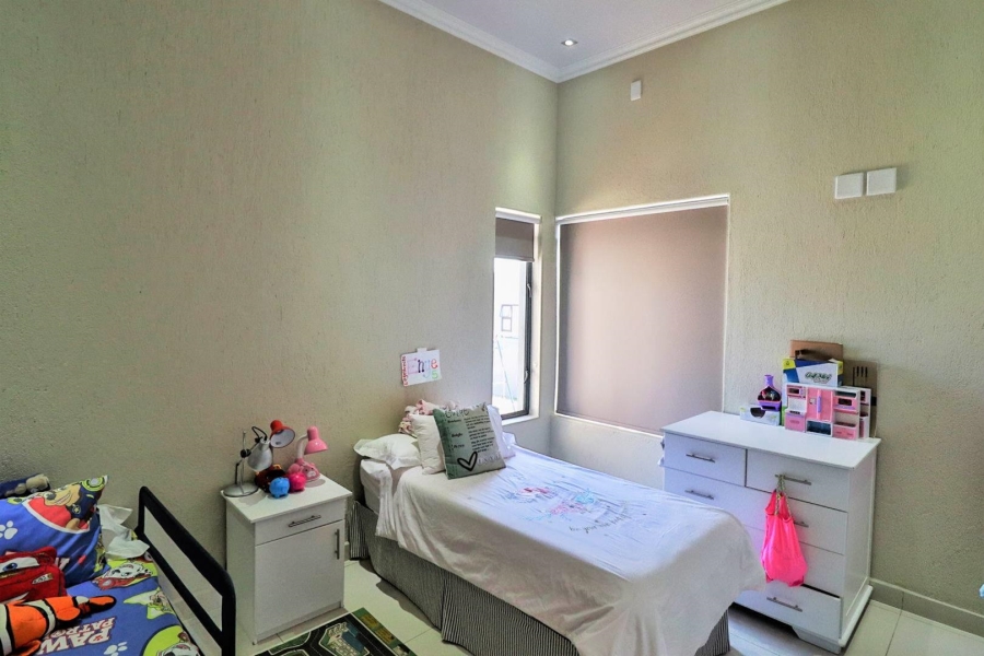 To Let 4 Bedroom Property for Rent in Sonheuwel Mpumalanga