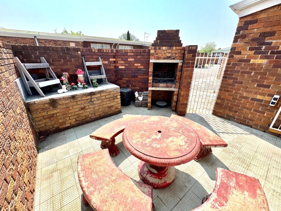2 Bedroom Property for Sale in Secunda Mpumalanga
