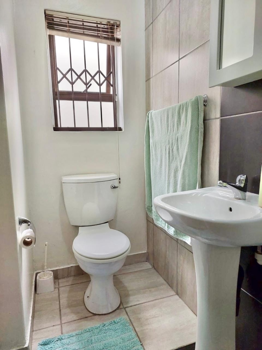 To Let 3 Bedroom Property for Rent in Terra Nova Mpumalanga