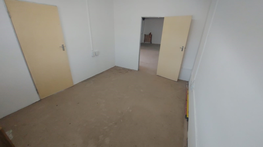 To Let Commercial Property for Rent in White River Mpumalanga