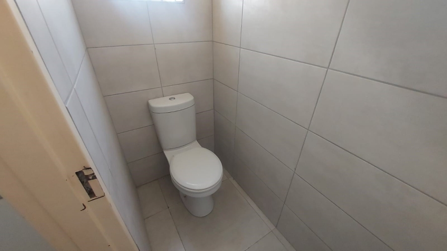 To Let Commercial Property for Rent in White River Mpumalanga