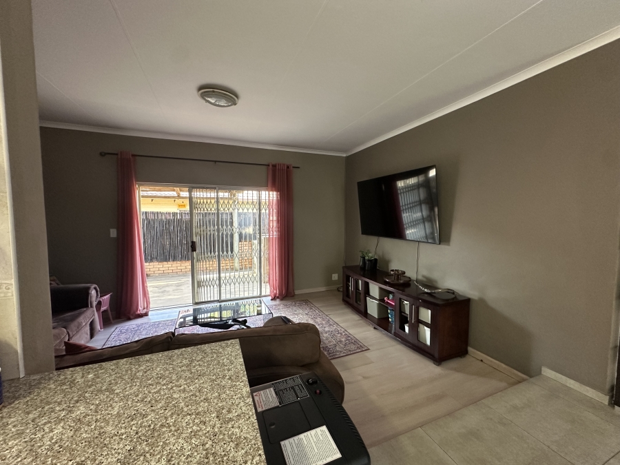 3 Bedroom Property for Sale in Ben Fleur Mpumalanga