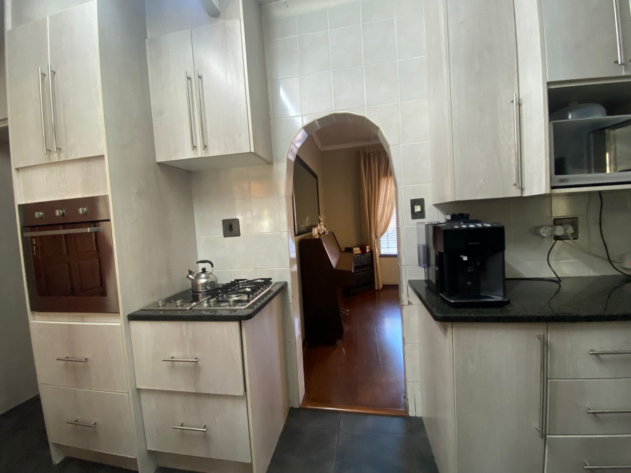 5 Bedroom Property for Sale in Jackaroo Park Mpumalanga