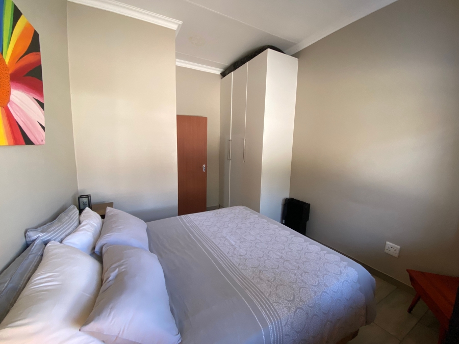5 Bedroom Property for Sale in Jackaroo Park Mpumalanga