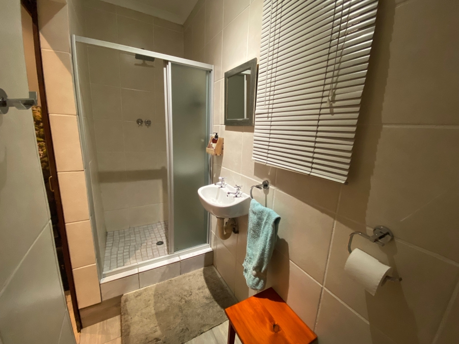 5 Bedroom Property for Sale in Jackaroo Park Mpumalanga