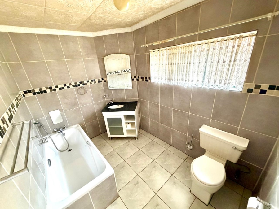 3 Bedroom Property for Sale in Secunda Mpumalanga