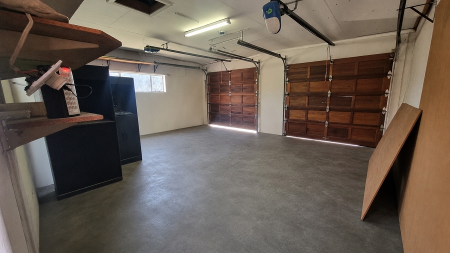 3 Bedroom Property for Sale in Ben Fleur Mpumalanga