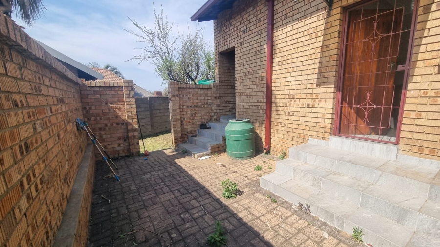 3 Bedroom Property for Sale in Ben Fleur Mpumalanga
