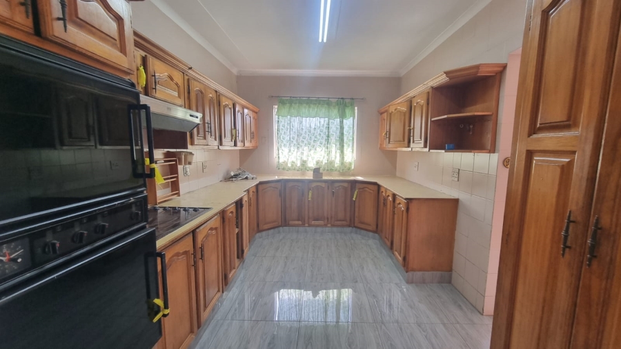 3 Bedroom Property for Sale in Ben Fleur Mpumalanga