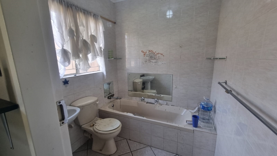 3 Bedroom Property for Sale in Ben Fleur Mpumalanga