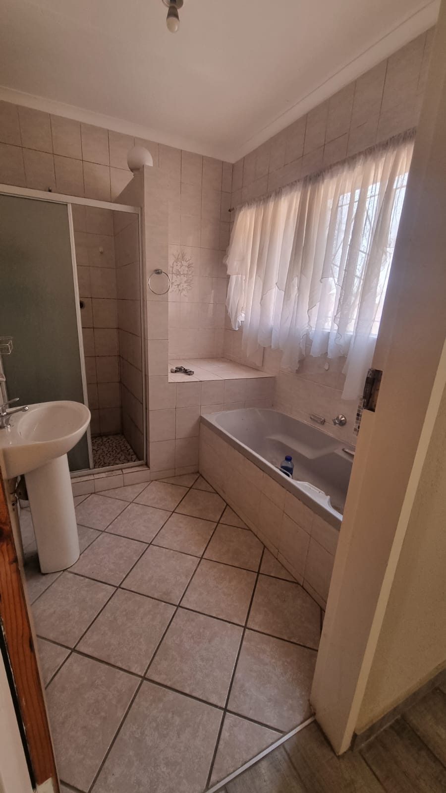 3 Bedroom Property for Sale in Ben Fleur Mpumalanga
