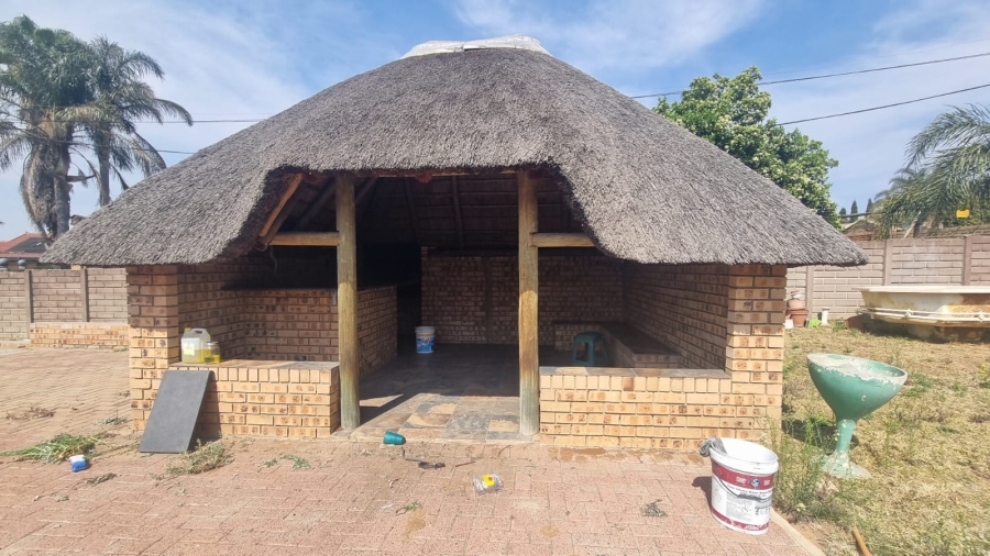 3 Bedroom Property for Sale in Ben Fleur Mpumalanga