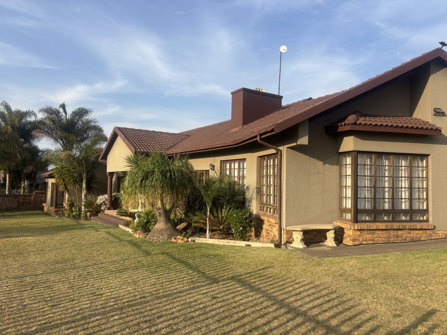 3 Bedroom Property for Sale in Hoeveld Park Mpumalanga