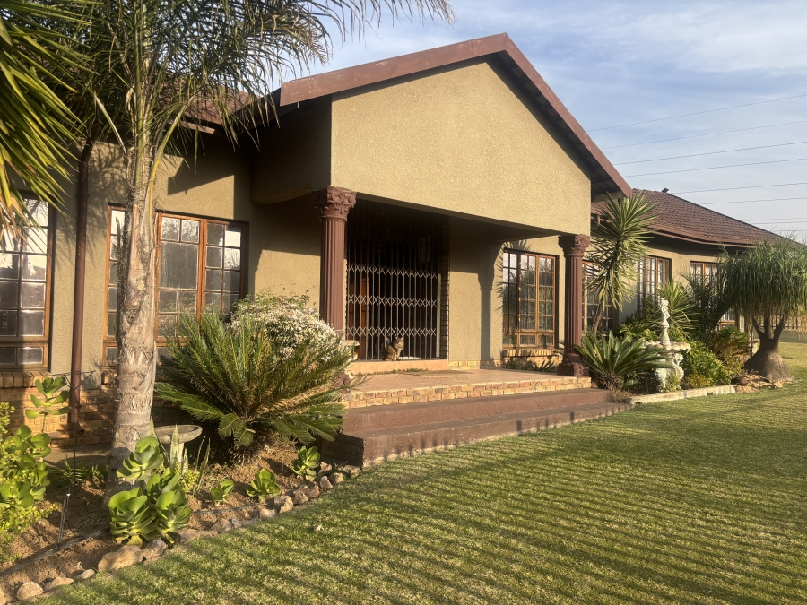 3 Bedroom Property for Sale in Hoeveld Park Mpumalanga