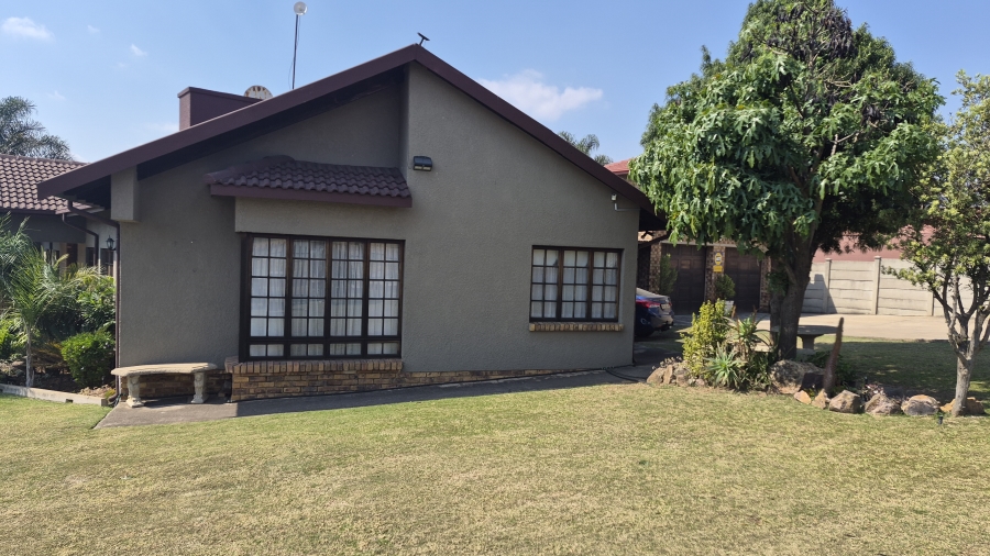 3 Bedroom Property for Sale in Hoeveld Park Mpumalanga