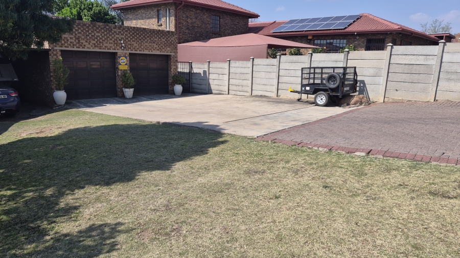 3 Bedroom Property for Sale in Hoeveld Park Mpumalanga