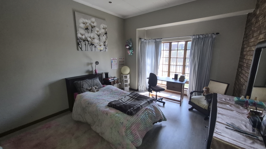 3 Bedroom Property for Sale in Hoeveld Park Mpumalanga