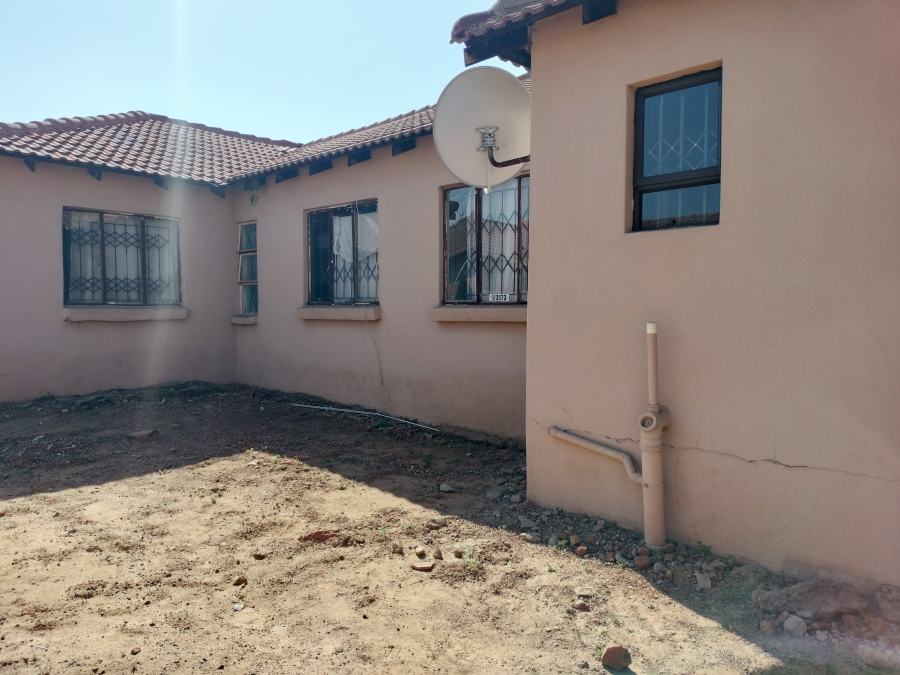 9 Bedroom Property for Sale in Tasbet Park Mpumalanga