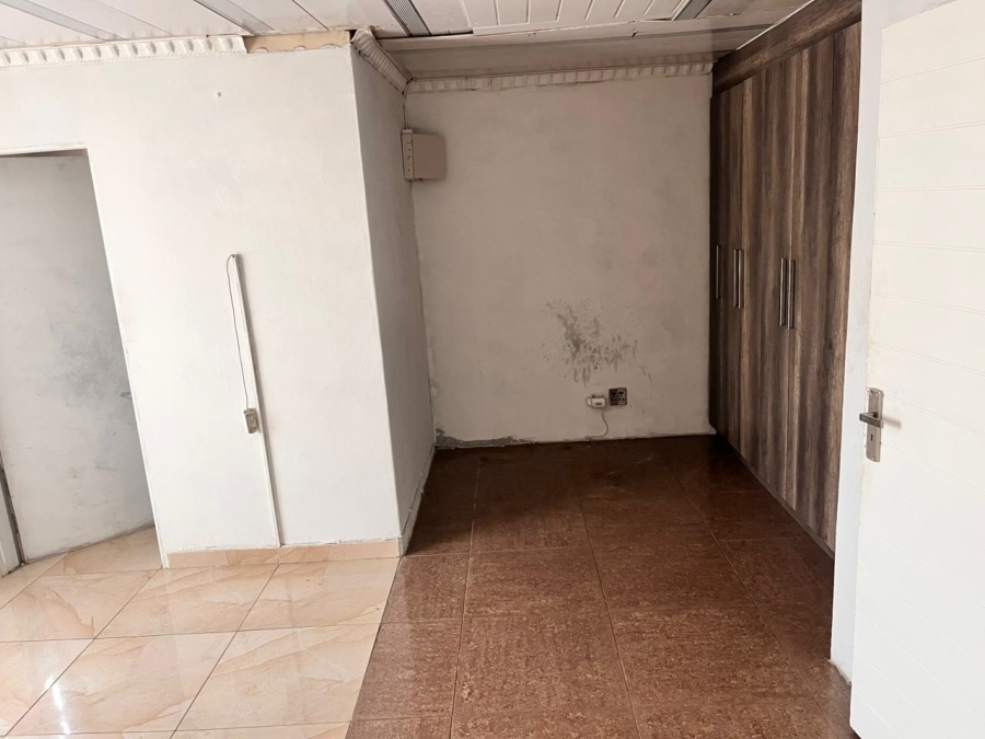 9 Bedroom Property for Sale in Tasbet Park Mpumalanga