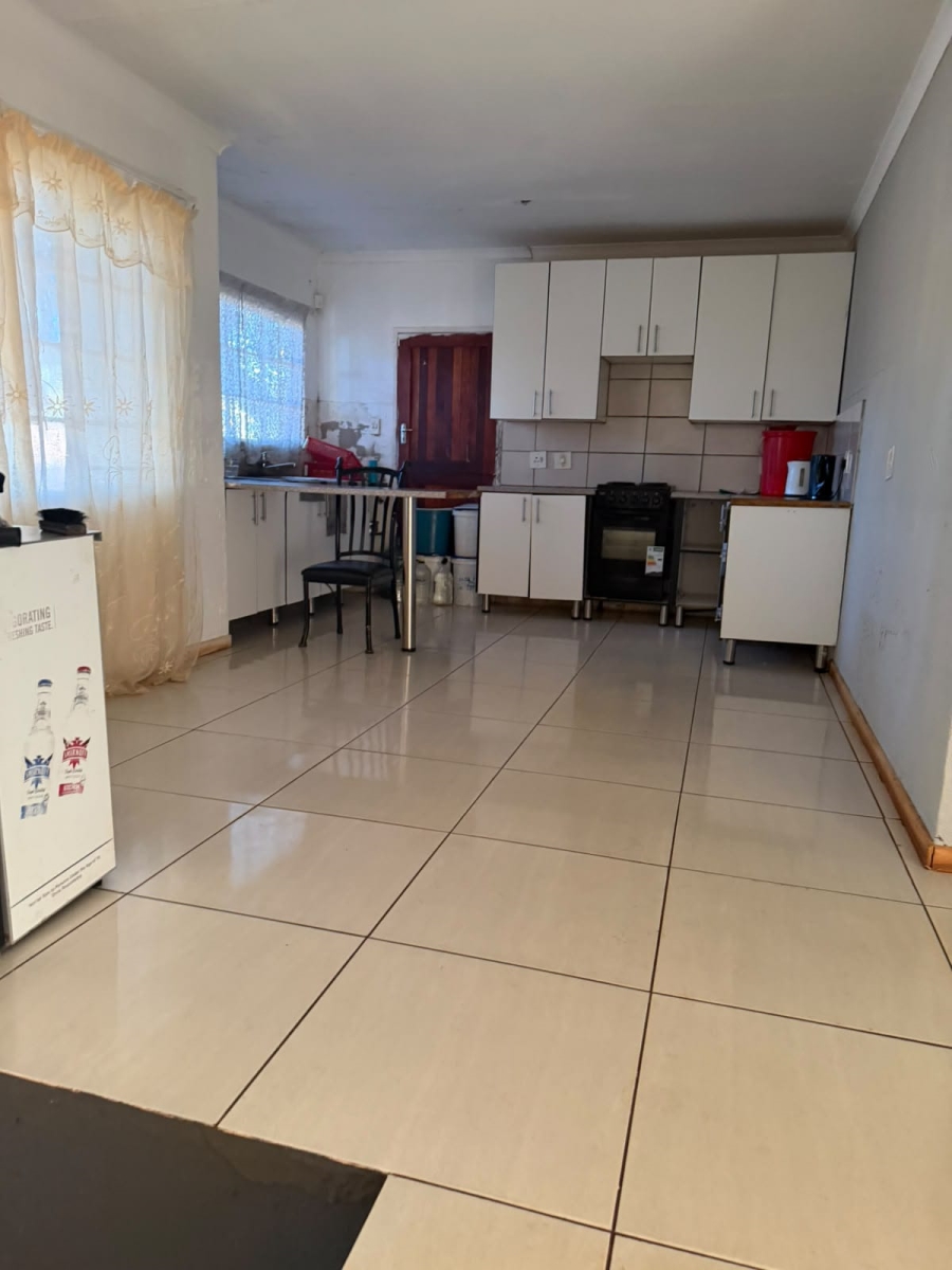 To Let 4 Bedroom Property for Rent in White River Ext 6 Mpumalanga