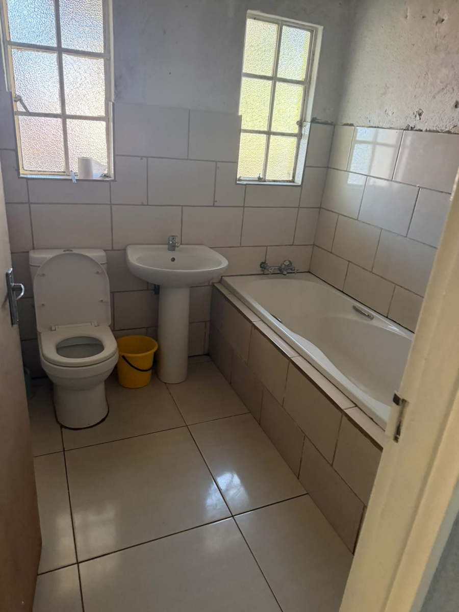 To Let 4 Bedroom Property for Rent in White River Ext 6 Mpumalanga