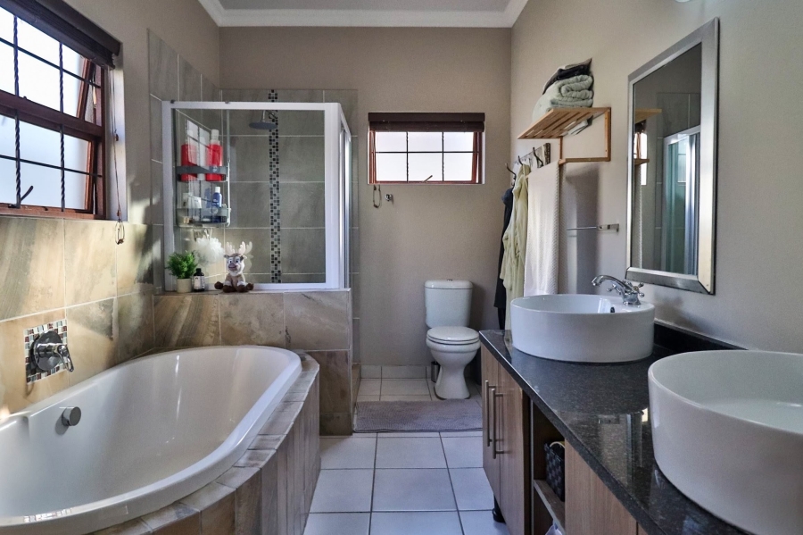 3 Bedroom Property for Sale in The Rest Nature Estate Mpumalanga
