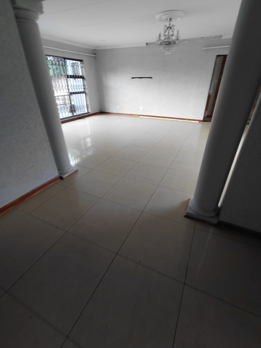 4 Bedroom Property for Sale in Secunda Mpumalanga