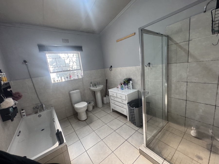 3 Bedroom Property for Sale in Barberton Mpumalanga