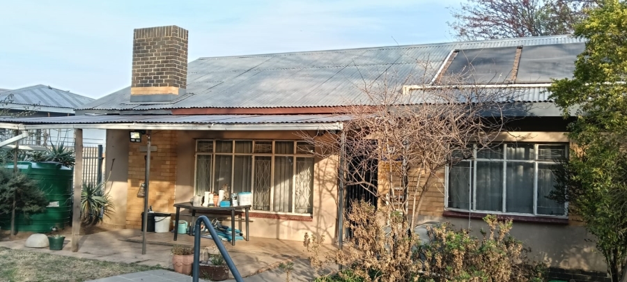3 Bedroom Property for Sale in Witbank Ext 8 Mpumalanga