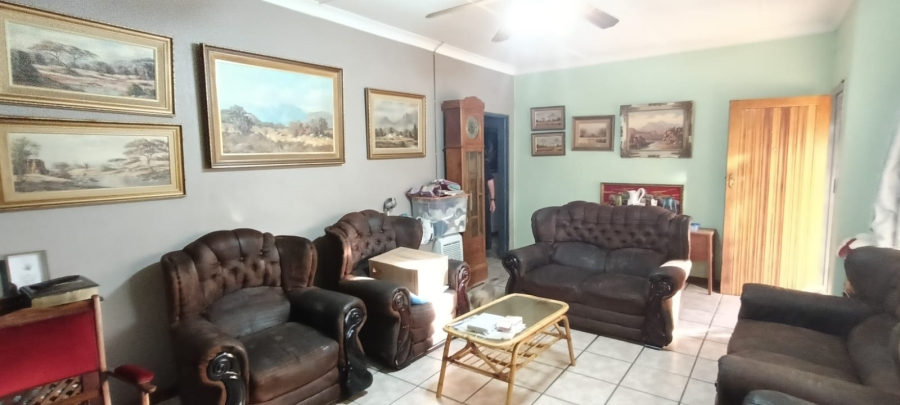 3 Bedroom Property for Sale in Witbank Ext 8 Mpumalanga