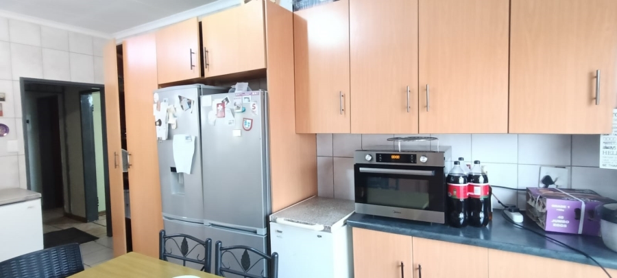 3 Bedroom Property for Sale in Witbank Ext 8 Mpumalanga