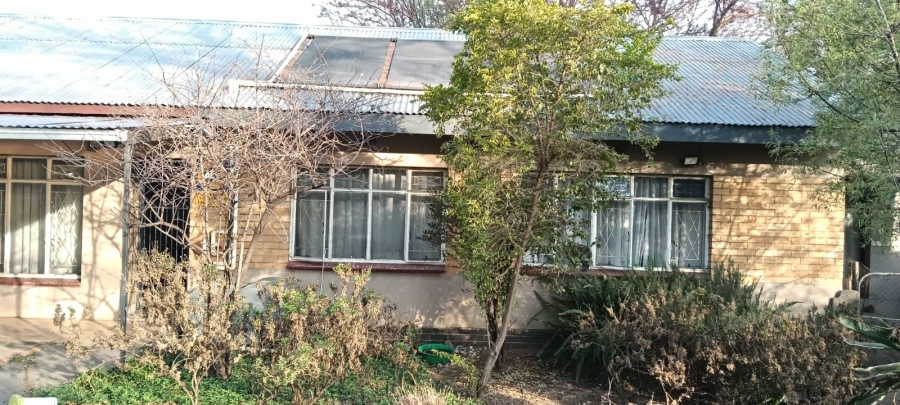 3 Bedroom Property for Sale in Witbank Ext 8 Mpumalanga