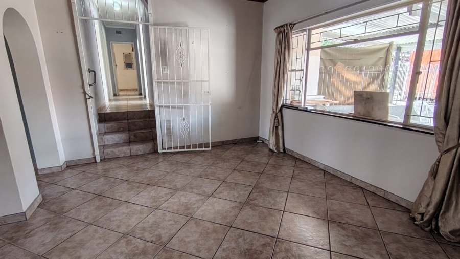 To Let 4 Bedroom Property for Rent in West Acres Mpumalanga