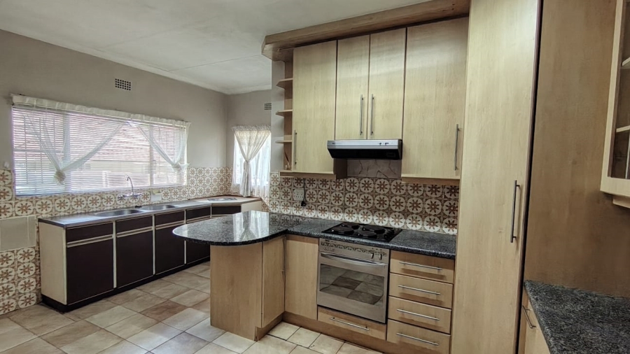 To Let 4 Bedroom Property for Rent in West Acres Mpumalanga