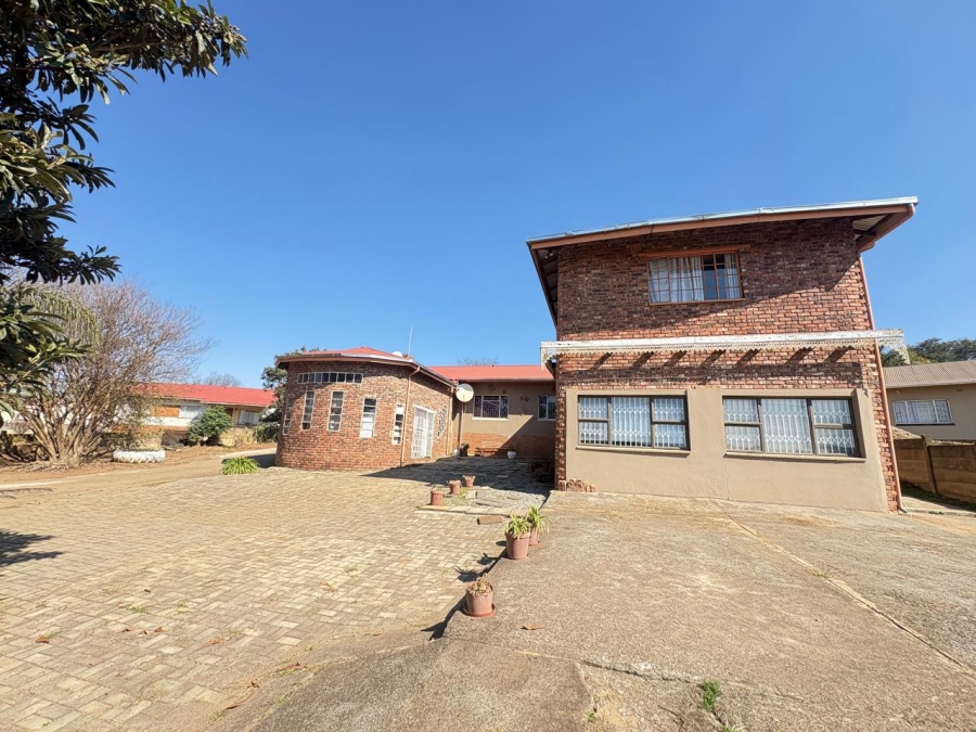 5 Bedroom Property for Sale in Piet Retief Mpumalanga