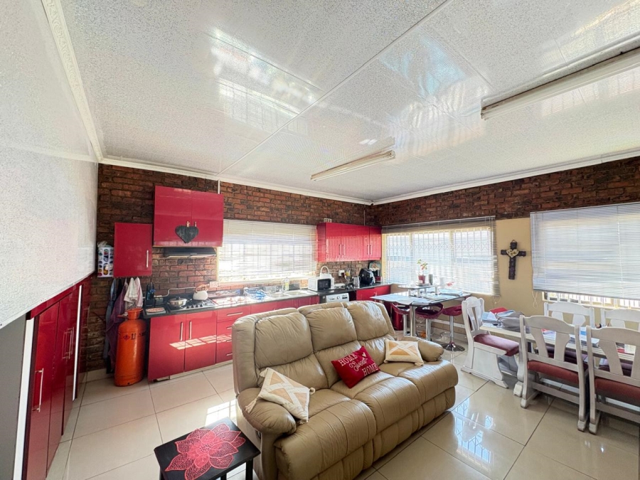 5 Bedroom Property for Sale in Piet Retief Mpumalanga