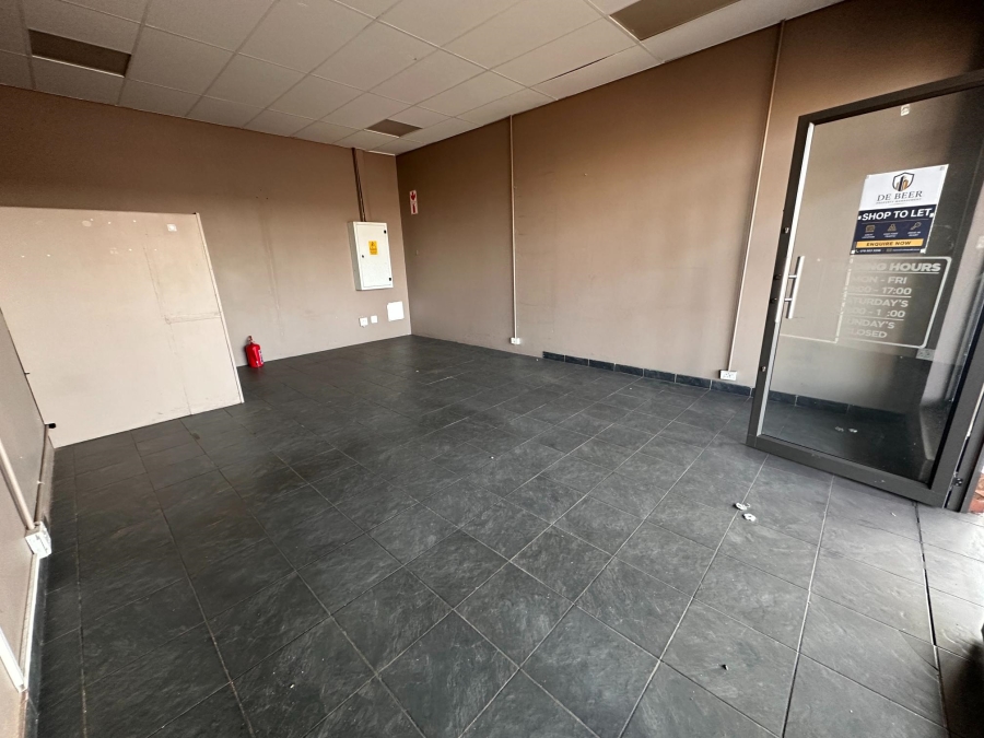 To Let Commercial Property for Rent in Reyno Ridge Mpumalanga