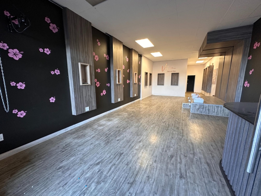 To Let Commercial Property for Rent in Reyno Ridge Mpumalanga