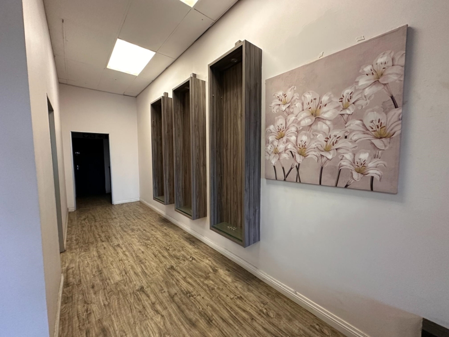 To Let Commercial Property for Rent in Reyno Ridge Mpumalanga