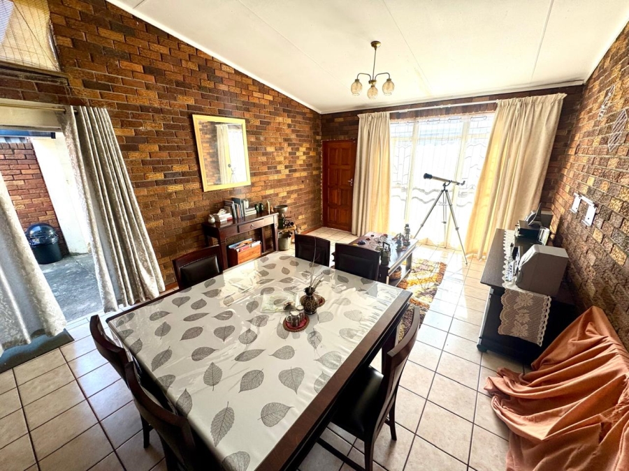 2 Bedroom Property for Sale in Secunda Mpumalanga