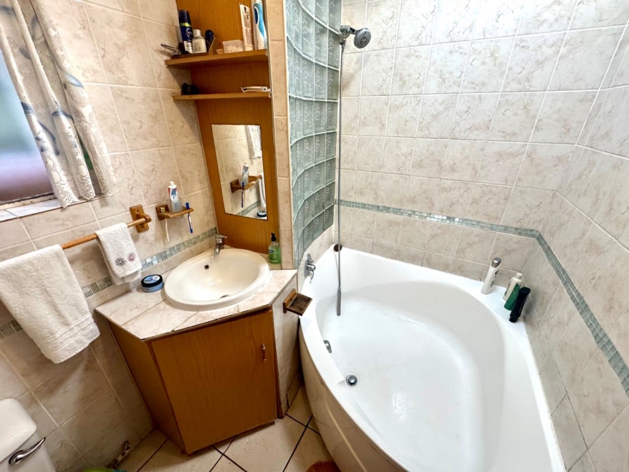 2 Bedroom Property for Sale in Secunda Mpumalanga